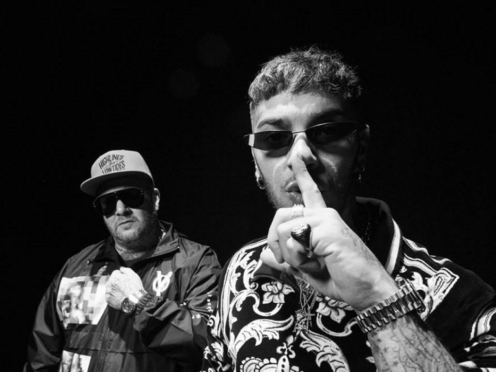 Emis Killa e Jake La Furia pubblicano il video di "L’ultima volta" con Massimo Pericolo: il brano è l'ultimo estratto dal disco congiunto "17"