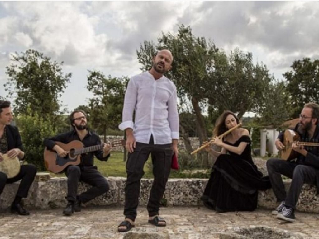 Musica popolare: a Napoli arriva l'IZimbra Music Fest