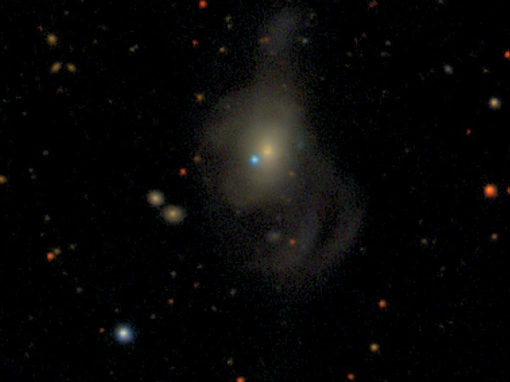 Gli astrofisici hanno osservato per la seconda volta uno spettacolare lampo di luce ultravioletta accompagnare l'esplosione di una nana bianca