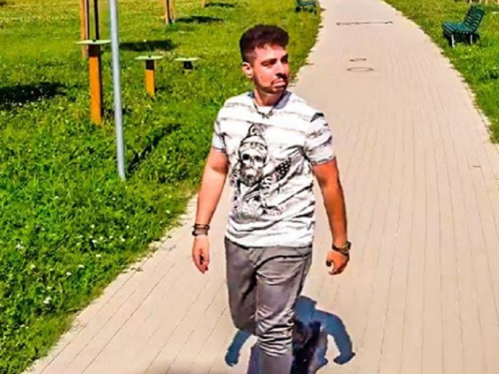 Miky Del Cambio online con il brano "Ali di cartone"