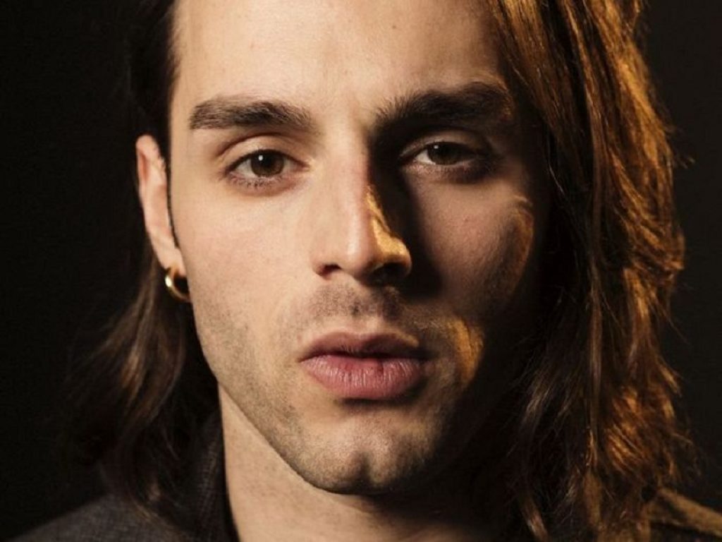 Ernia vince il Premio Giovani Mei-ExitWell per “Gemelli”