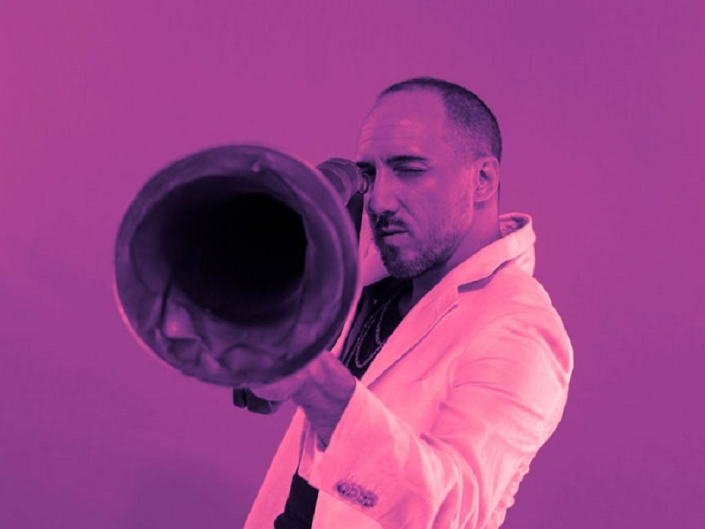 Gerolamo Sacco online con il videoclip di “BATMAN & BUGO”