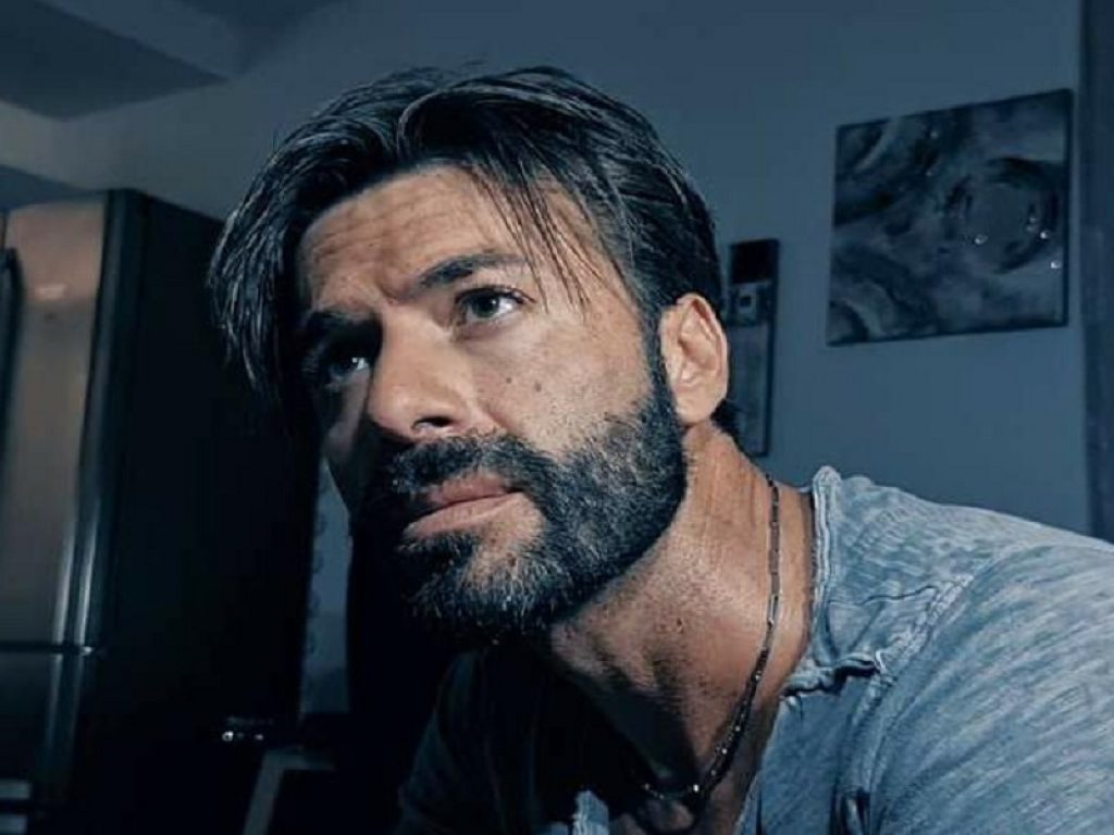 Absolute è il nuovo lungometraggio di Mirko Alivernini