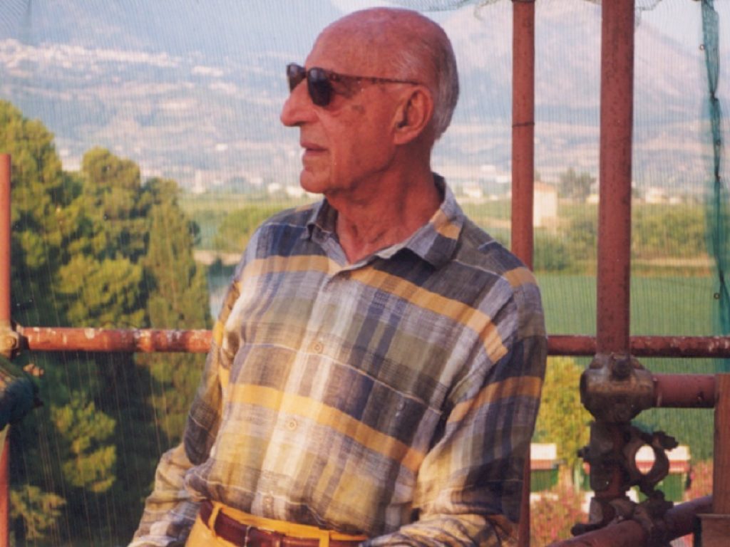 Gillo Dorfles espone alla Torre 28 della cinta di Paestum