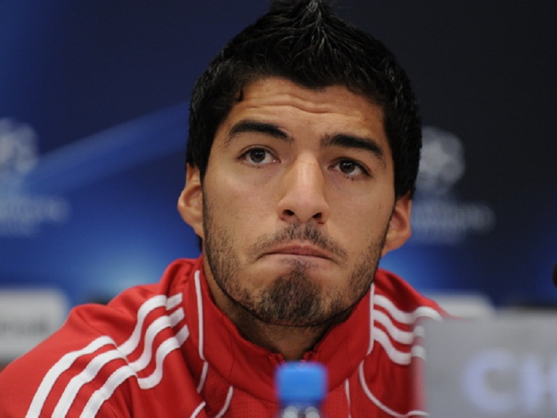 Cittadinanza a Luis Suarez: irregolarità nell'esame