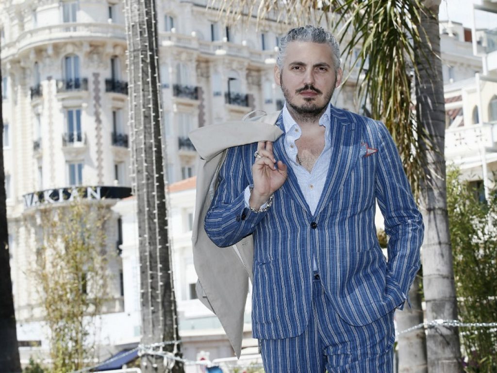 Stana Katic veste Matteo Perin in "Absentia"