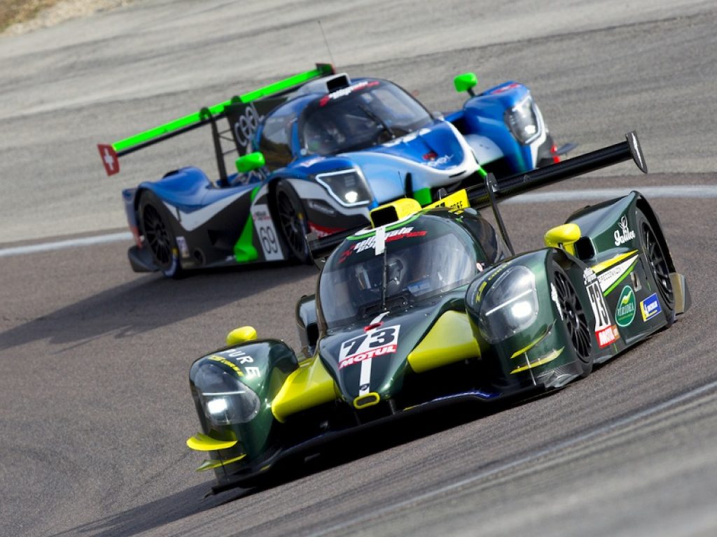 Peccenini grande protagonista all'esordio nell'endurance a Digione: il pilota milanese va anche in testa alla 4 Ore dell'Ultimate Cup Series con il prototipo Duqueine-Nissan