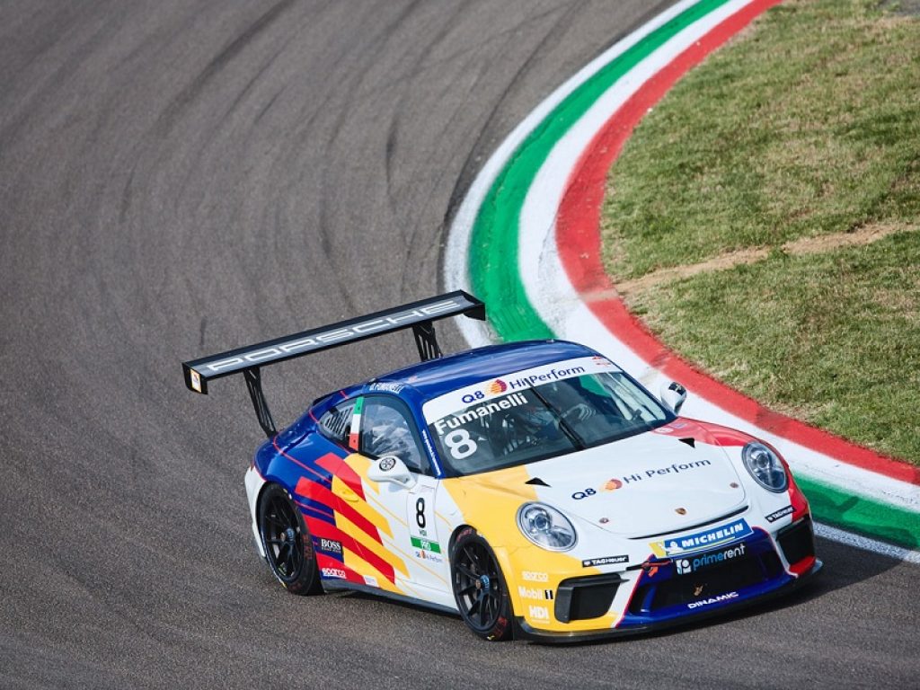 Porsche Carrera Cup: al Mugello nel weekend del 3 e 4 ottobre il team Q8 Hi Perform lotta per il titolo con il giovane pilota David Fumanelli