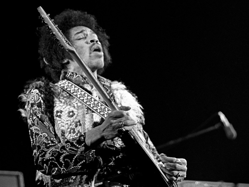 Mezzo secolo fa ci lasciava Jimi Hendrix