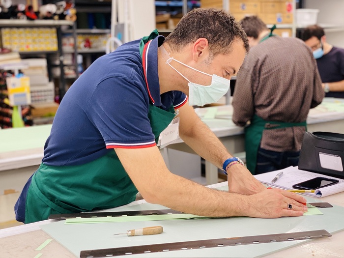 Nel 2021 la pelletteria toscana cresce del 32,5%, esportati beni per 5 miliardi. Per Assopellettieri serve però prudenza per l’aumento dei costi delle materie prime