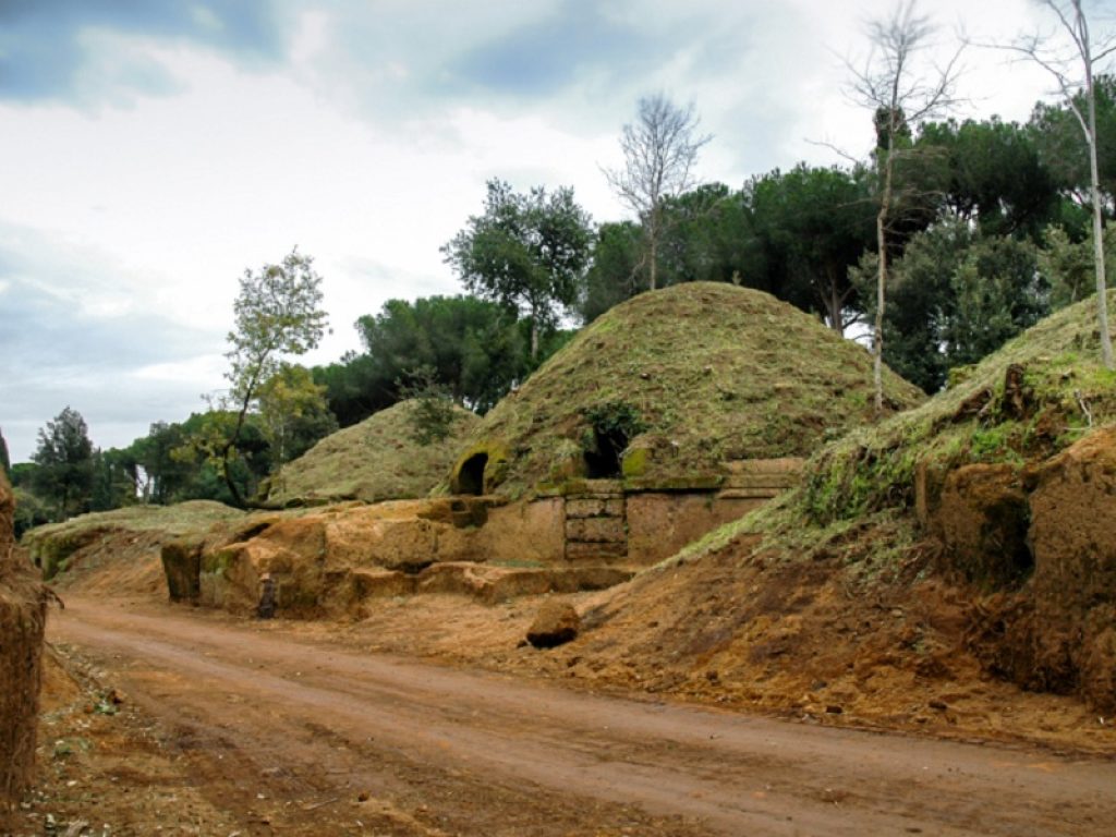 Capitale italiana della cultura 2022: il Mibact ha scelto le dieci città finaliste. Da Ancona a Volterra, passando per Cerveteri e Procida, ecco i nomi