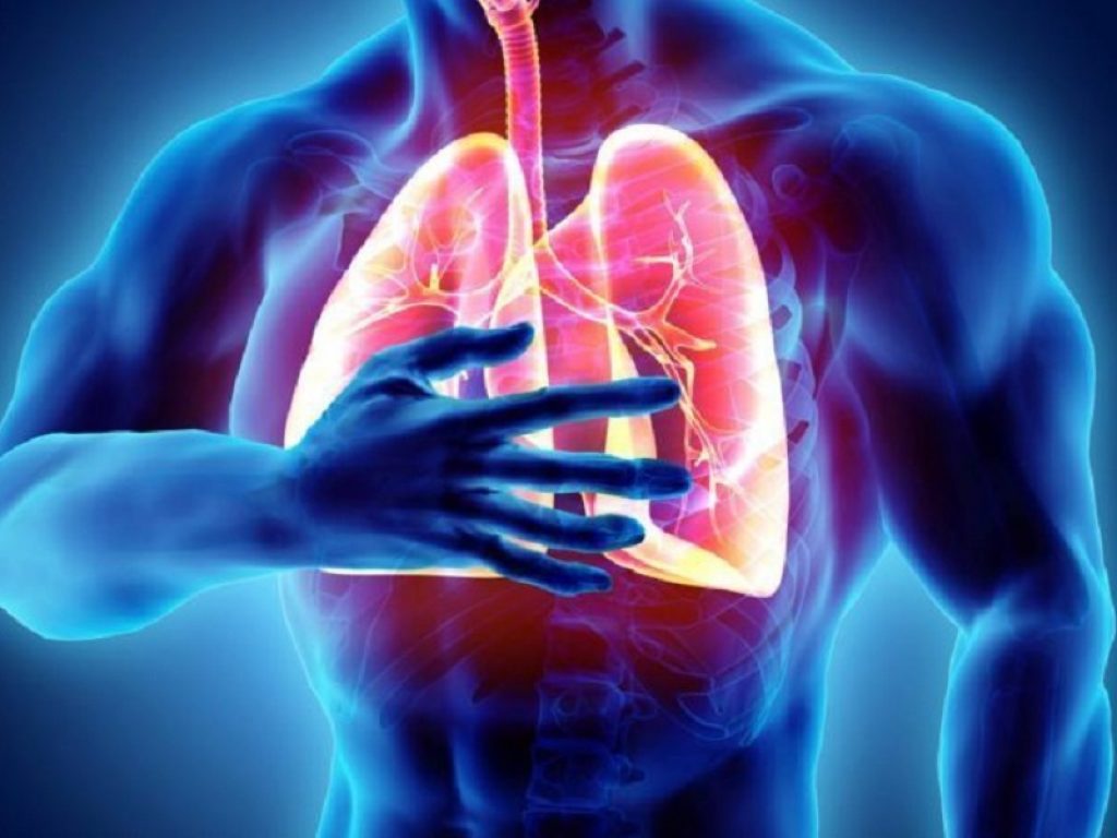 I vaccini contro SARS-CoV-2 sono sicuri ed efficaci nei pazienti con tumore al polmone, la maggior parte dei quali è immunizzata dopo due dosi