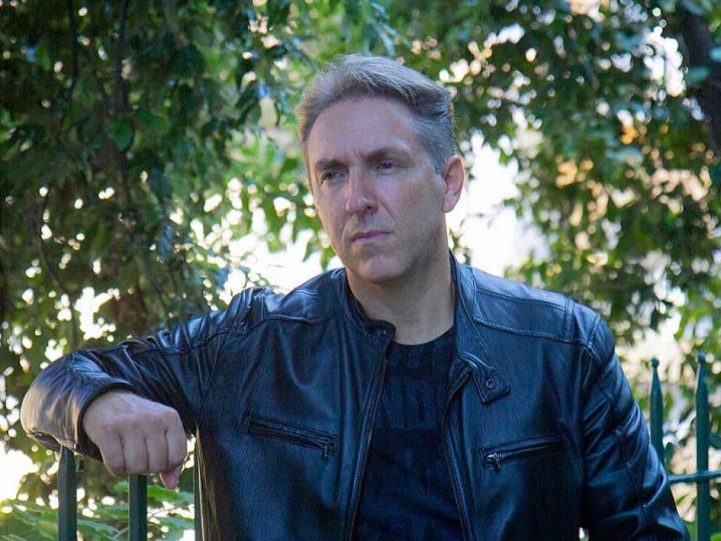 Fabrizio Nitti online con il singolo "E tu vivi"