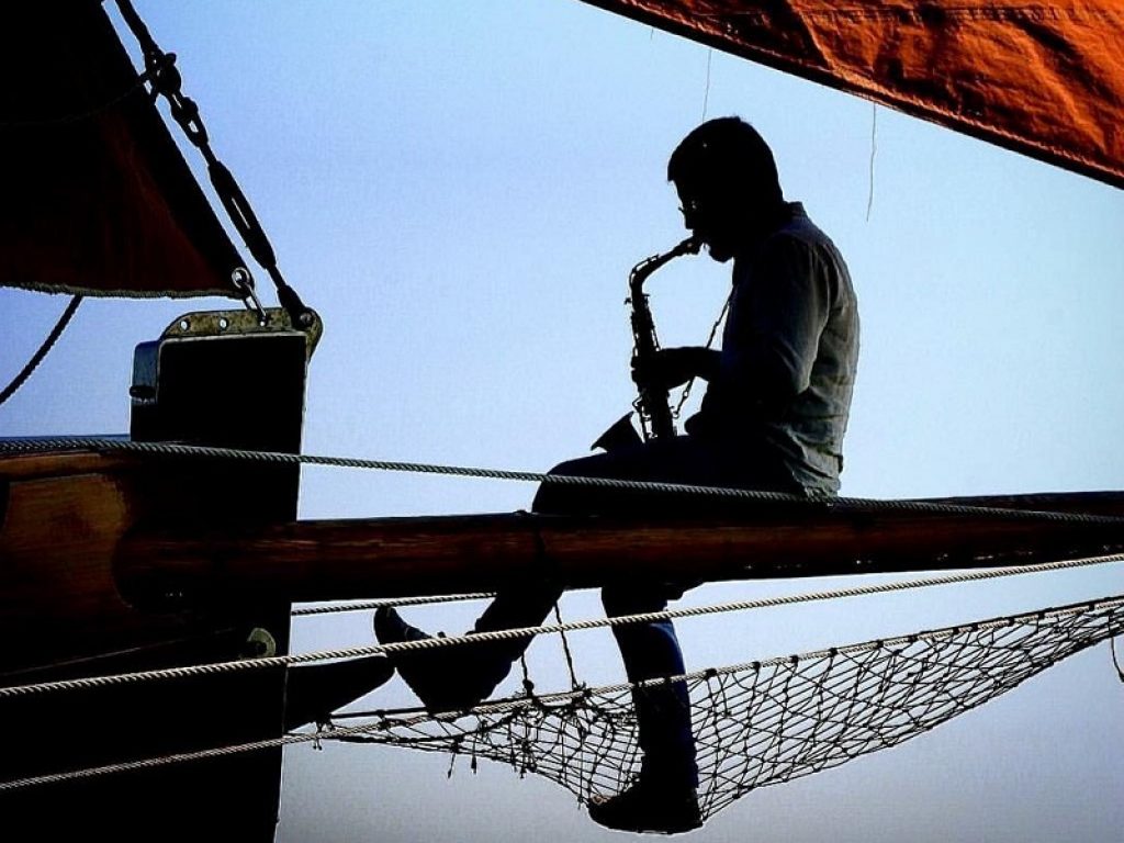 Francesco Cafiso in radio con Irene of Boston