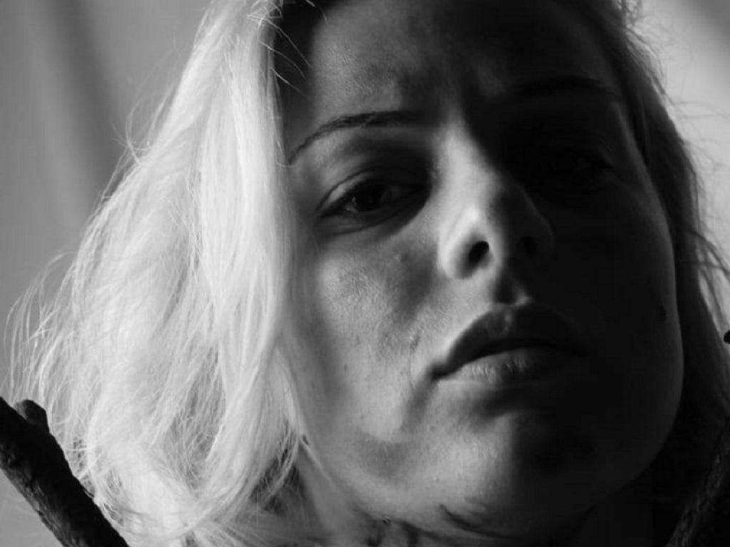 La forza delle donne raccontata da Miriam Violi e Sara Leonardi: scatti di sofferenza e di denuncia, per amore di Madre Terra