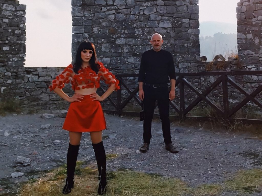 Shkodra Elektronike online con il nuovo singolo