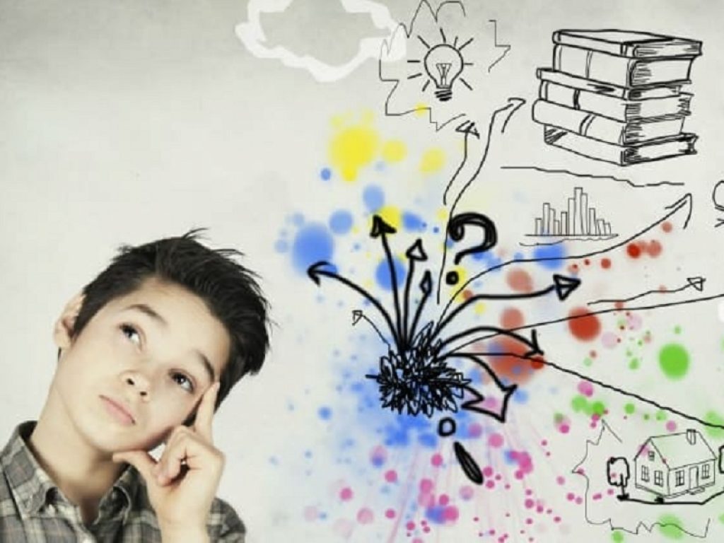 Otsuka Pharmaceutical ha pubblicato i dati di due studi di Fase III che dimostrano che il suo candidato per il disturbo da deficit di attenzione/iperattività, la centanafadina, migliora significativamente i sintomi nei bambini e negli adolescenti. I dati provengono da studi sul disturbo da deficit di attenzione/iperattività (ADHD) con un disegno in gran parte simile, che prevede tre bracci e dosi fisse alte o basse di centanafadina, somministrate in doppio cieco rispetto al placebo. La differenza principale sta nelle popolazioni di studio: una ha arruolato partecipanti adolescenti di età compresa tra i 13 e i 17 anni, mentre l'altra ha incluso bambini di età compresa tra i 6 e i 12 anni. Nello studio sugli adolescenti, i pazienti trattati con centanafadina ad alte dosi hanno ottenuto punteggi significativamente migliori nella ADHD Rating Scale version 5 (ADHD-RS-5), uno strumento validato utilizzato per valutare la gravità dell'ADHD e l'endpoint primario dello studio. Anche l'effetto medio di entrambe le dosi di centanafadina, alta e bassa, è risultato significativamente migliore rispetto al placebo. La centanafadina si è rivelata altrettanto efficace nei bambini. I punteggi dell'ADHD-RS-5 sono migliorati significativamente nei pazienti trattati con centanafadina ad alto dosaggio e l'effetto medio del trattamento in entrambi i gruppi, ad alto e basso dosaggio, è risultato statisticamente migliore rispetto al placebo. Negli studi sugli adolescenti e sui bambini, i benefici della centanafadina ad alto dosaggio sono diventati evidenti già al primo timepoint post-baseline alla prima settimana e si sono mantenuti per il resto dei periodi di studio. Tuttavia, entrambi i bracci a basso dosaggio non hanno registrato un miglioramento significativo dei punteggi ADHD-RS-5 rispetto al placebo. In termini di sicurezza, l'unione dei dati di entrambi gli studi ha dimostrato un profilo di tollerabilità coerente con il più ampio programma di sviluppo clinico della centanafadina. Gli effetti collaterali più comuni sono stati nausea, dolore addominale superiore, sonnolenza e affaticamento. Anche se i risultati completi di entrambi gli studi non sono ancora disponibili, questi dati "dimostrano che la centanafadina ha il potenziale per offrire una nuova opzione terapeutica per i bambini e gli adolescenti affetti da ADHD", ha dichiarato in un comunicato John Kraus, Chief Medical Officer della filiale statunitense Otsuka Pharmaceutical Development and Commercialization. Otsuka presenterà i dati completi e le analisi di entrambi gli studi per la pubblicazione scientifica. L'azienda utilizzerà inoltre questi risultati, insieme agli studi di farmacologia clinica e ai dati sulla stabilità a lungo termine, per costruire una domanda di autorizzazione all'immissione in commercio di centanafadina in questa indicazione. La notizia di venerdì sull'ADHD arriva mesi dopo che Otsuka e il partner Sumitomo Pharma hanno subito due sconfitte in fase avanzata in un'altra indicazione psichiatrica. Nel luglio 2023, le società hanno annunciato che il suo agonista TAAR1 in fase di sperimentazione, ulotaront, non ha superato gli studi di Fase III DIAMOND 1 e DIAMOND 2 in pazienti schizofrenici con psicosi acuta.