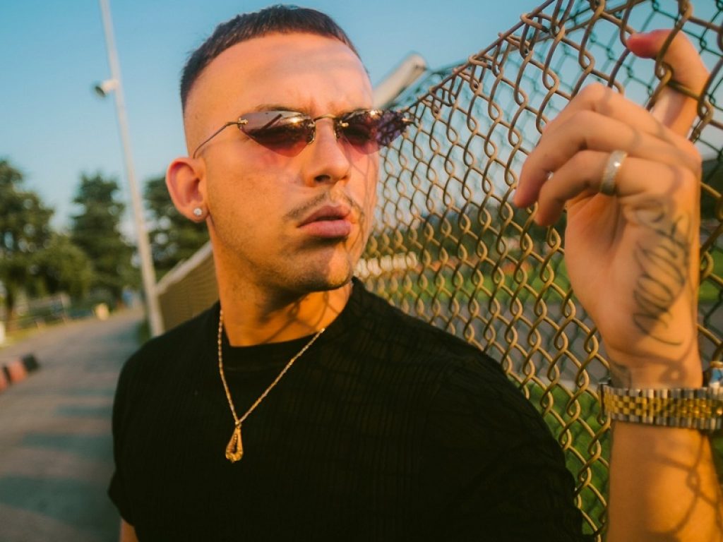 Vegas Jones torna con l'EP "Giro Veloce"