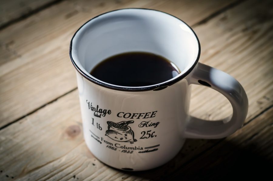 Un consumo fino a tre tazze di caffè al giorno è associato a un minor rischio di ictus e malattie cardiache fatali secondo un nuovo studio