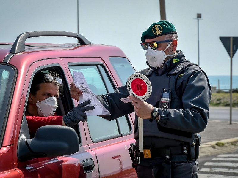 Il governatore Zingaretti firma l'ordinanza: la provincia di Frosinone da lunedì 1 marzo passa in zona arancione. Restano "rossi" i comuni con i focolai