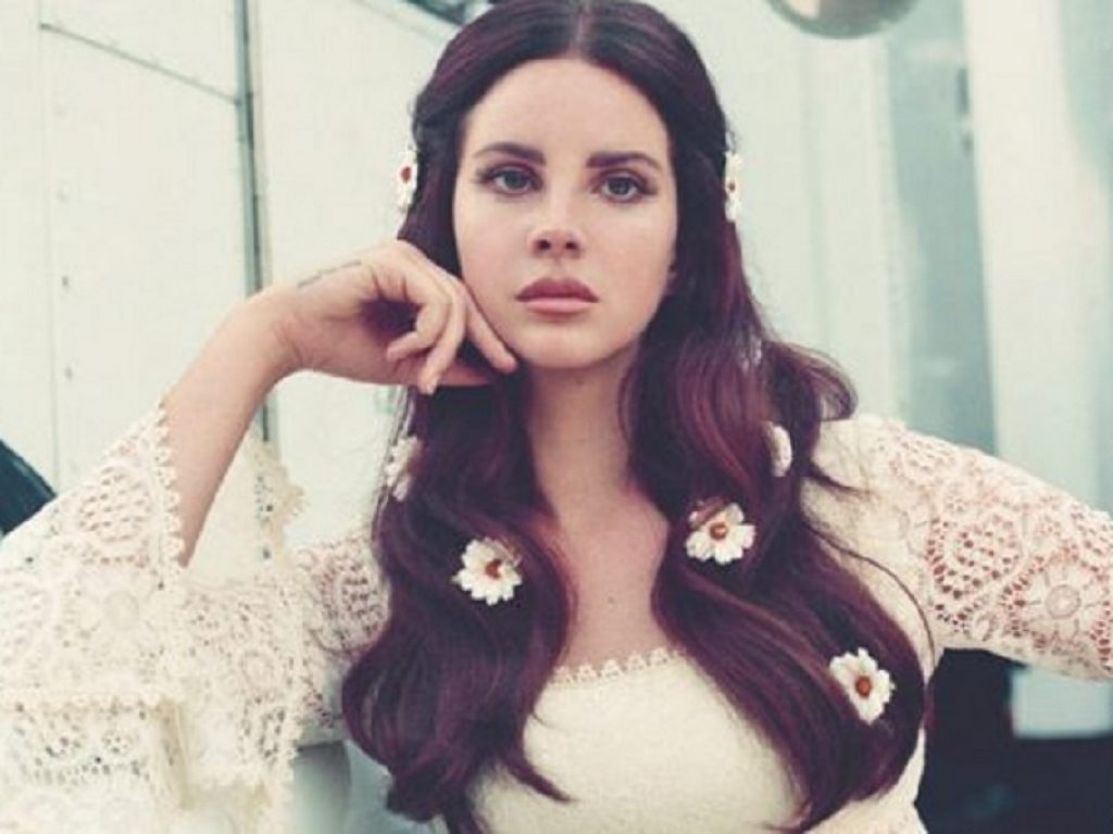 Lana Del Rey online con il nuovo singolo