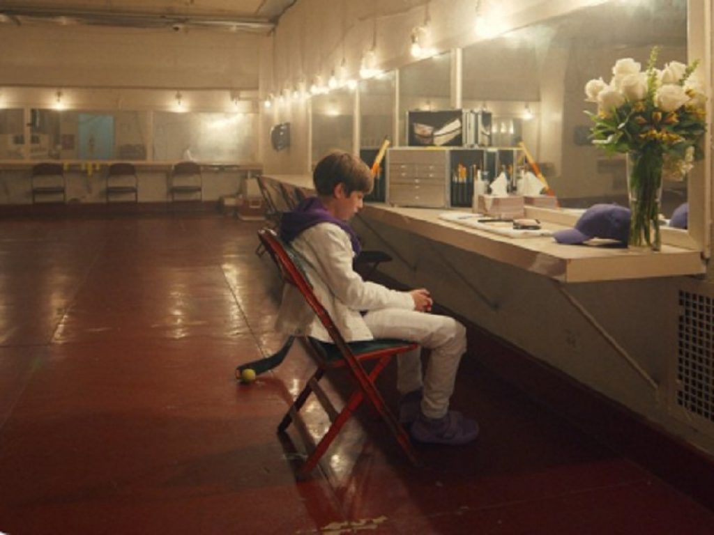 Justin Bieber ripercorre gli esordi della sua carriera nel singolo Lonely: il nuovo brano dell'artista è realizzato in collaborazione con Benny Blanco