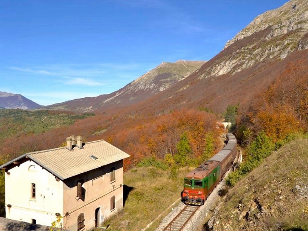 La Transiberiana d’Italia porta alla Festa della Mela