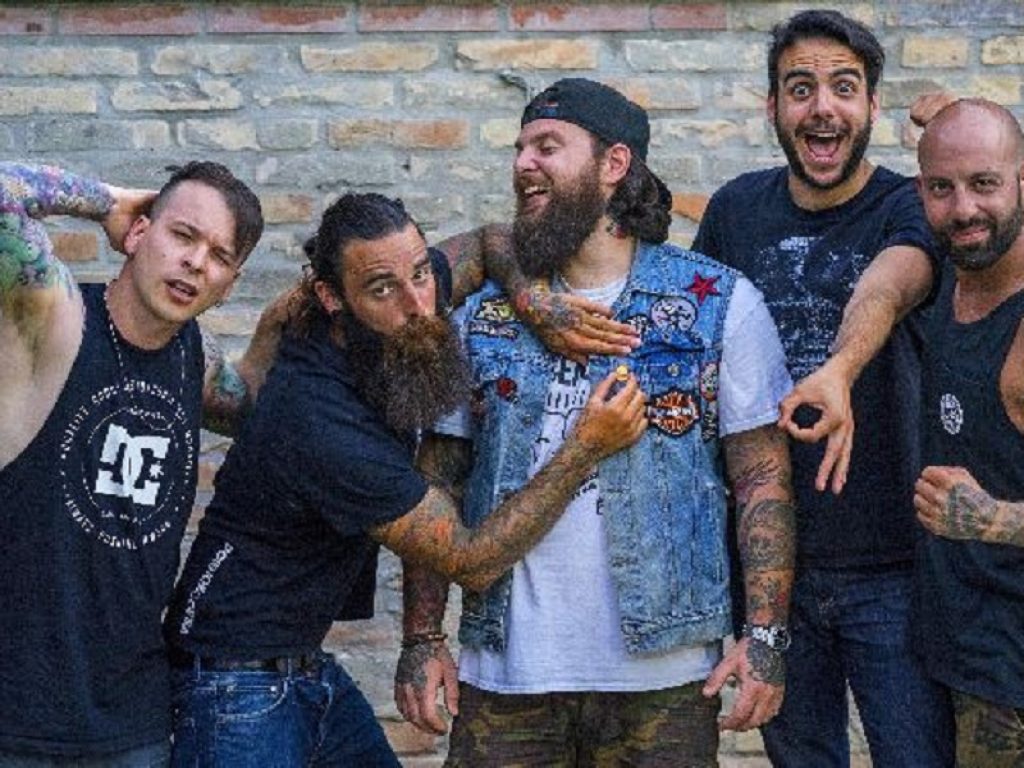 I Sunset Radio cantano "Spritz & Polaroid"