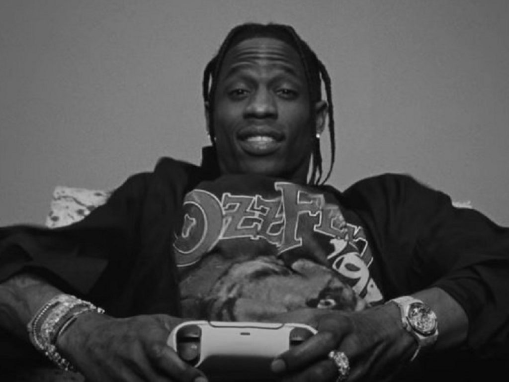 Travis Scott è il testimonial di PS5: il rapper nel video promozionale ufficiale, è ora "strategic creative partner" di Sony