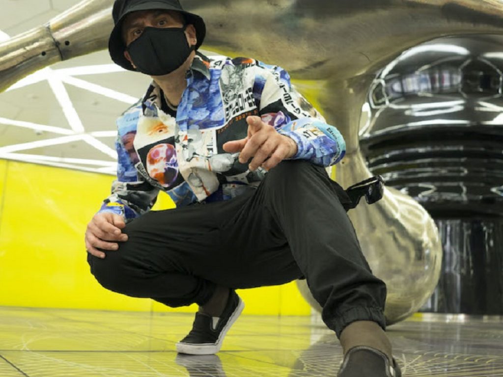 4EST online con il videoclip di "Vaporwave"