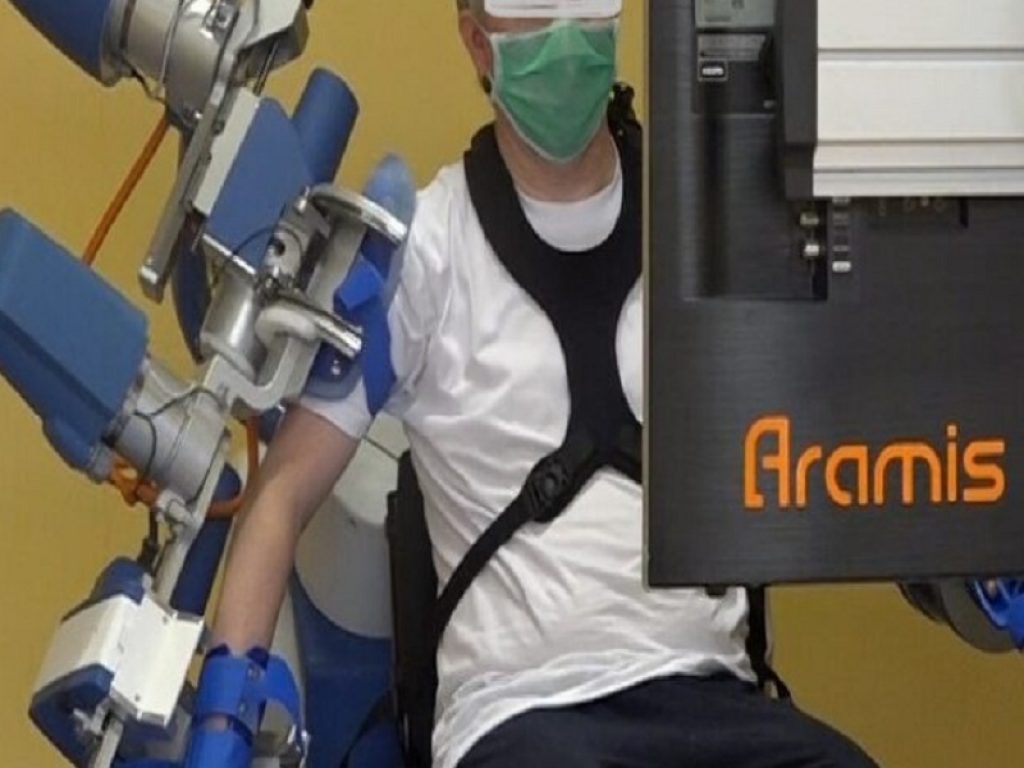 Neuroriabilitazione degli arti superiori: all'I.R.C.C.S. Neuromed di Pozzilli un aiuto dal sistema robo-meccatronico Aramis