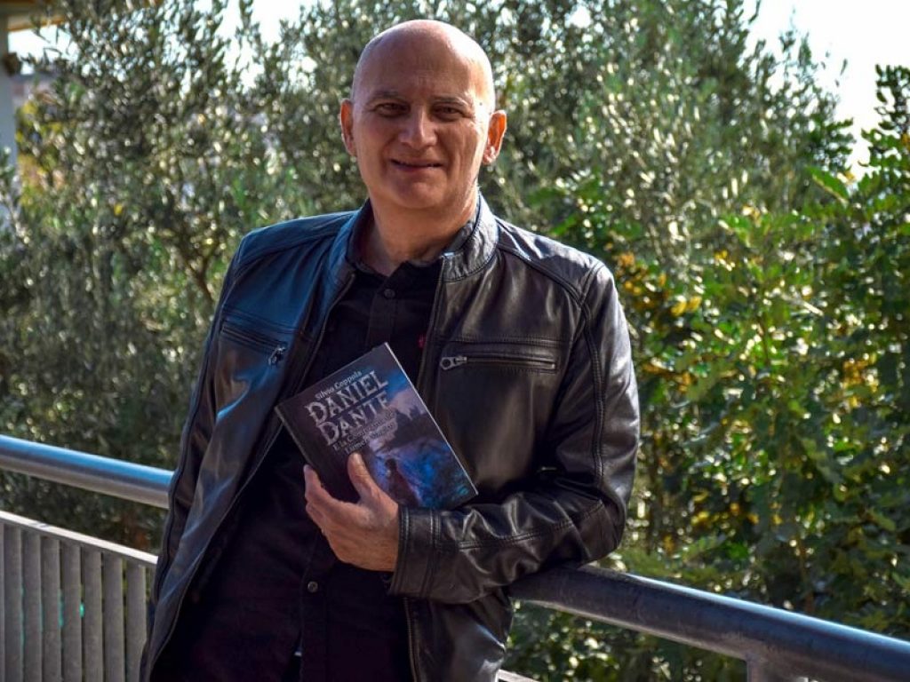 Silvio Coppola pubblica il suo primo romanzo