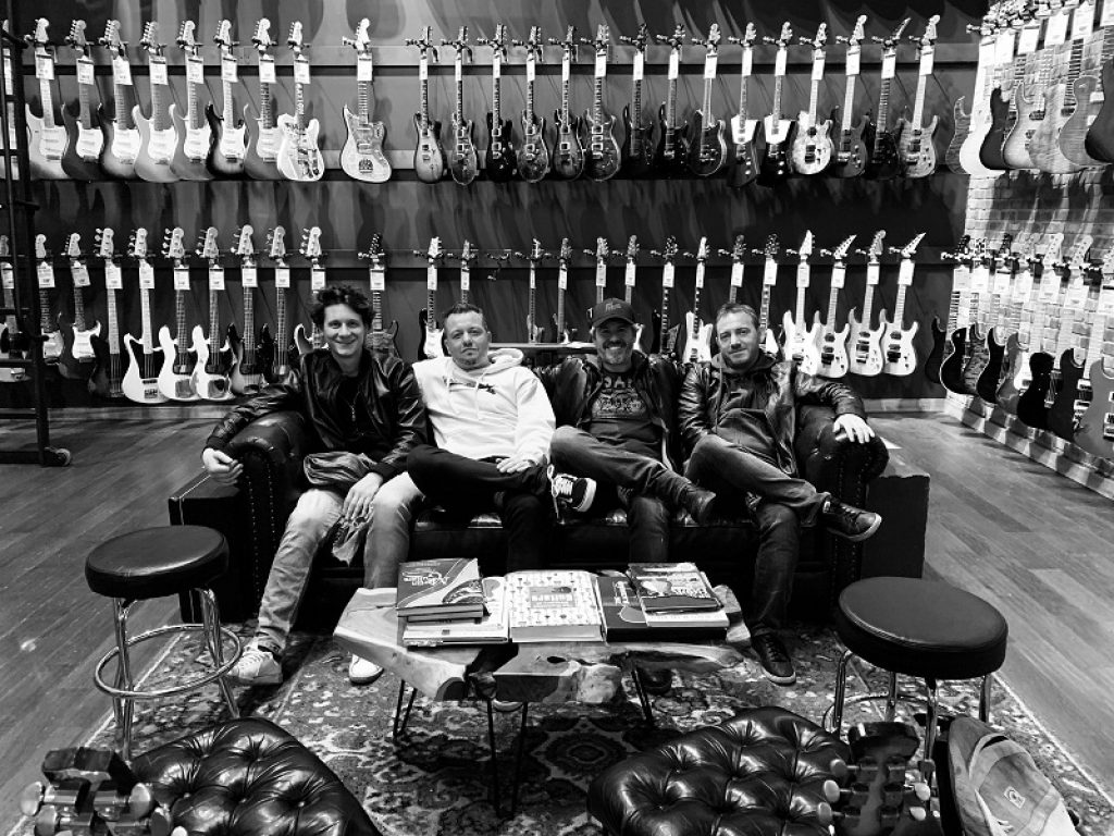 "One more time" è l'EP d'esordio dei Bad Profile