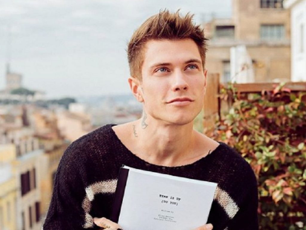 Benjamin Mascolo e Bella Thorne protagonisti di Time is up (to you)