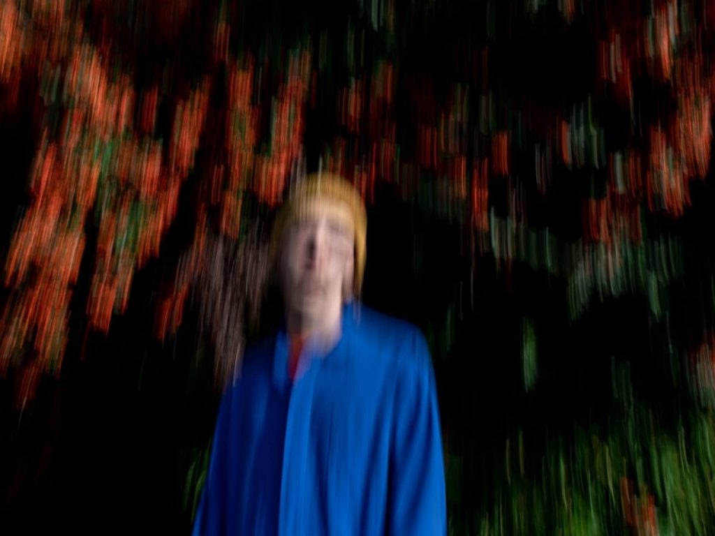 Fantasmi è il nuovo singolo tra rap e spoken word di Dariush