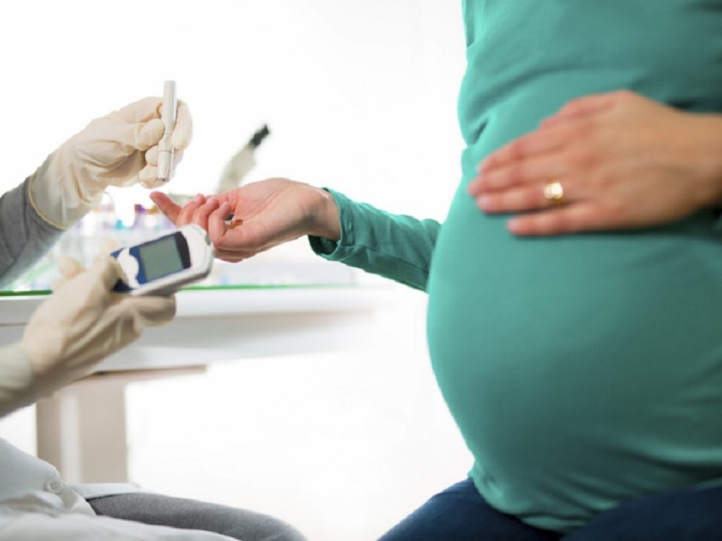 Diabete in gravidanza: per perdere peso la dieta 5:2 è efficace quanto la dieta ipocalorica classica secondo i risultati di uno studio australiano
