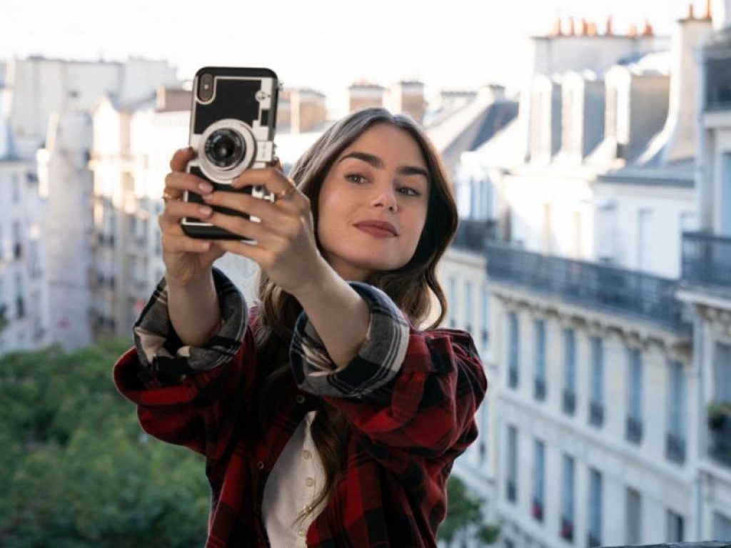 Emily in Paris: confermata la seconda stagione