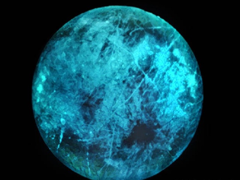 Ricreata in laboratorio Europa, la gelida luna di Giove