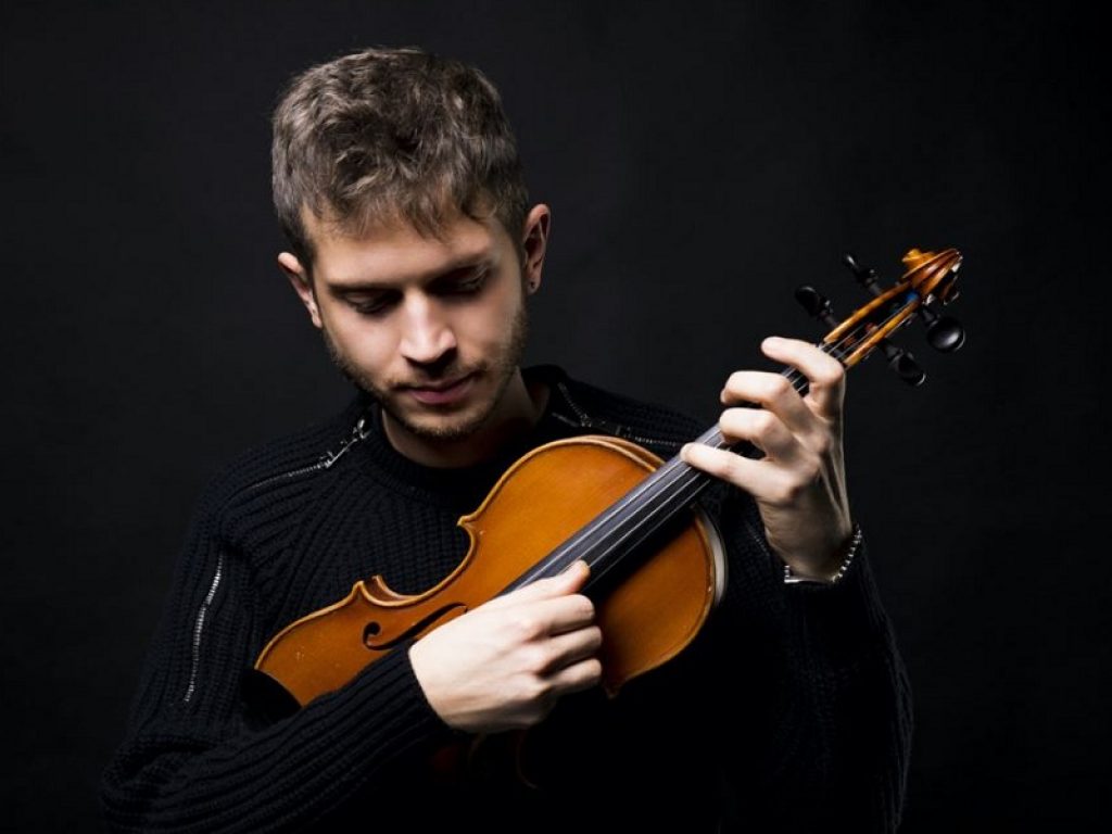 Federico Mecozzi online con il singolo "Kinetic"