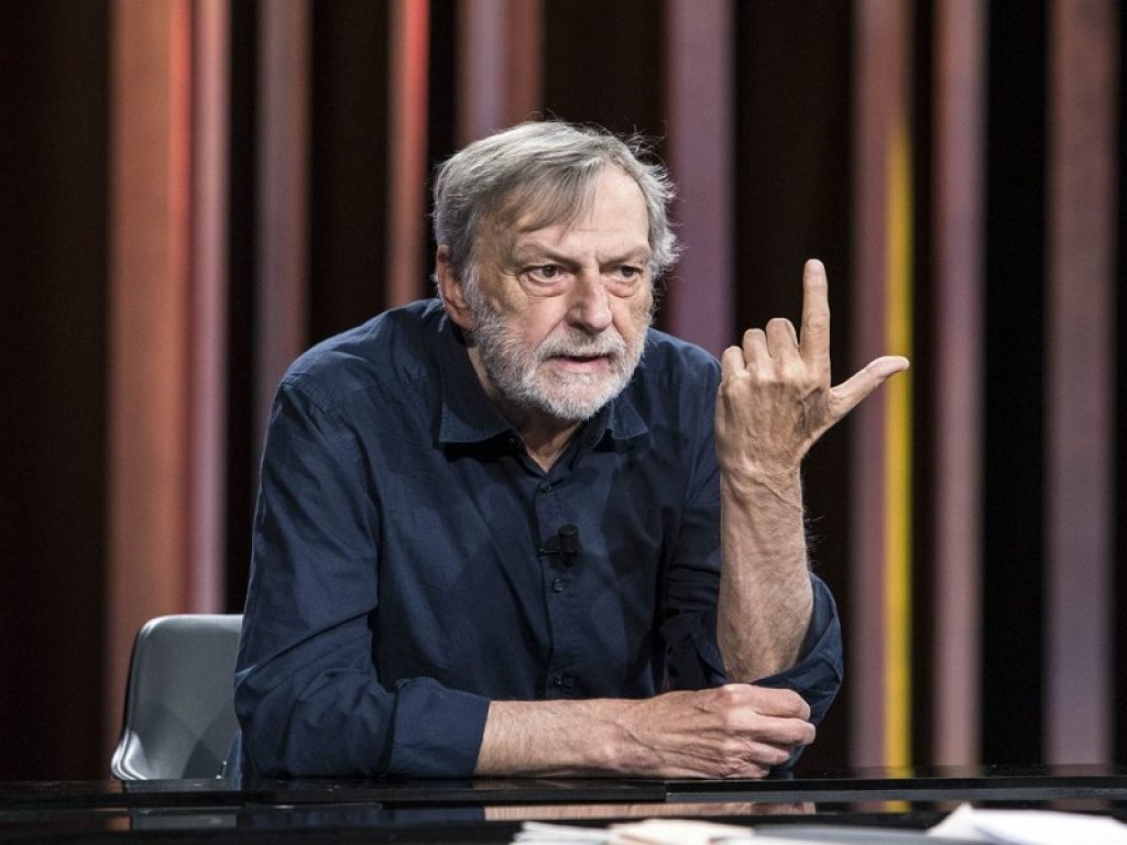 Covid, Gino Strada esprime preoccupazione: “Non ne usciremo prima di 2-3 anni, il vaccino non risolverà”
