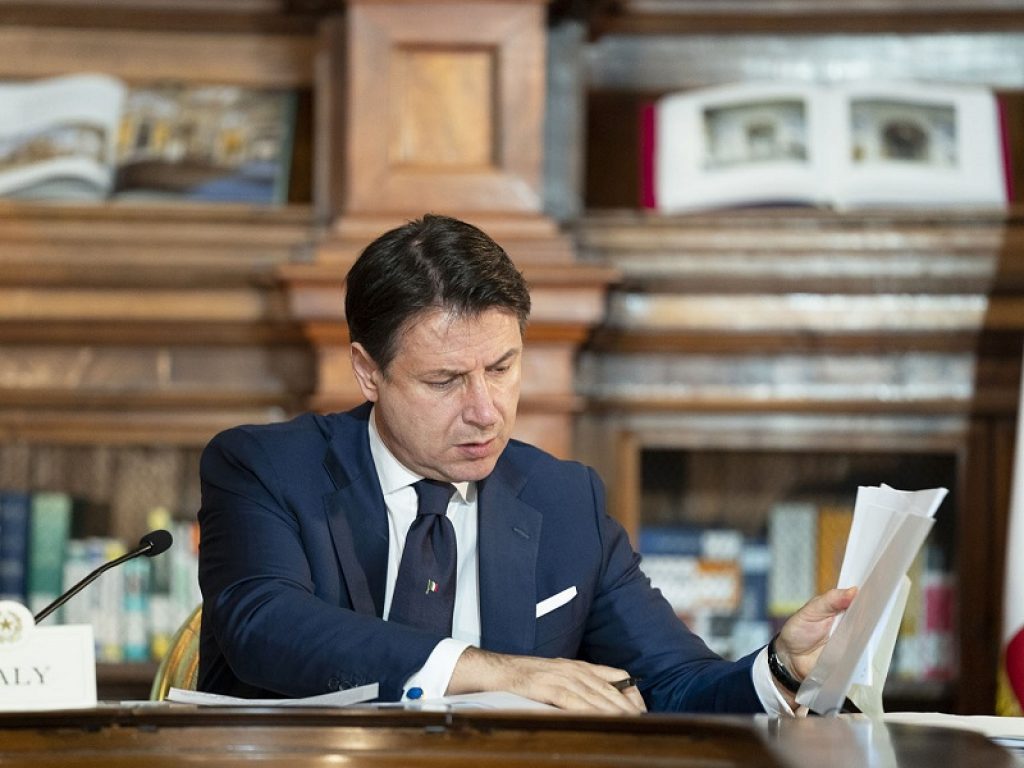 L'ex premier Giuseppe Conte incontra il neosegretario dem Enrico Letta per tracciare il futuro dell'alleanza Pd-M5s: "Aperto il cantiere per le amministrative"