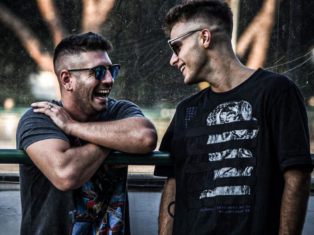 Liam in radio con il singolo "Cuori bianchi"