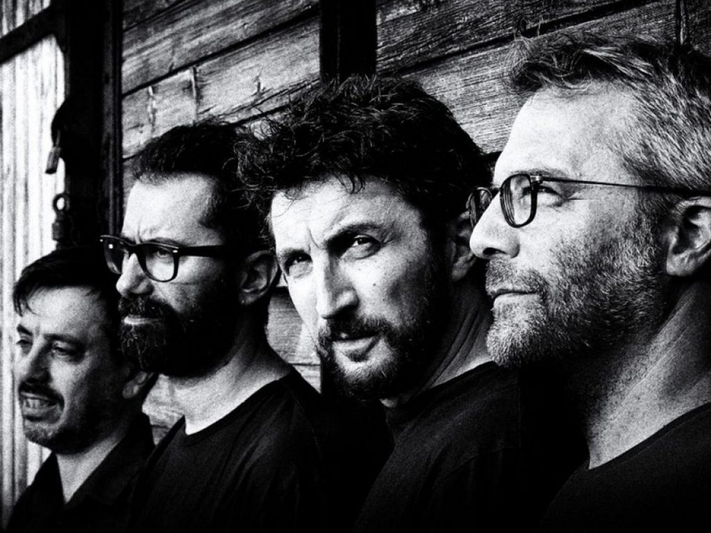 I Linda Collins cantano "Sometimes"