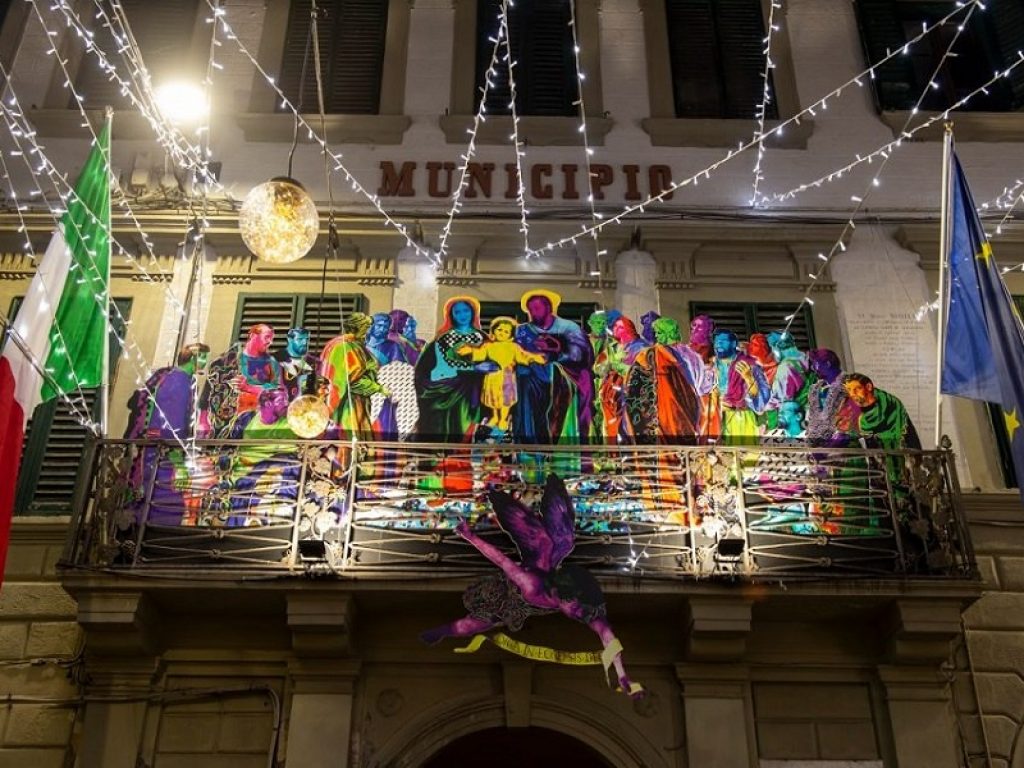 Pontedera: la Madonna ha il volto di Chiara Ferragni, è bufera