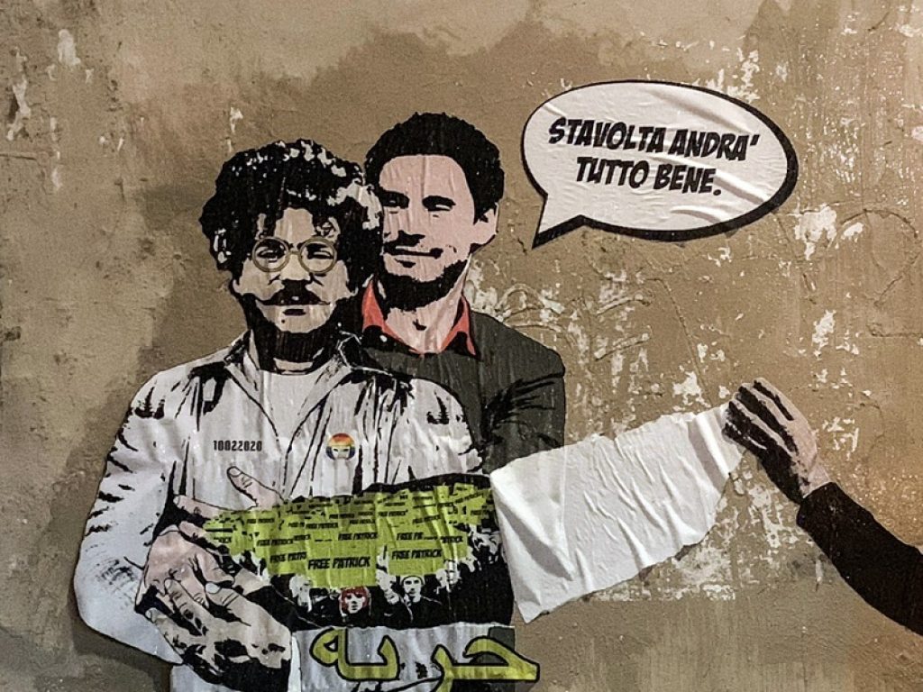 Patrick Zaki resta in carcere: altri 45 giorni di detenzione preventiva. La rabbia di Amnesty: "Accanimento giudiziario"