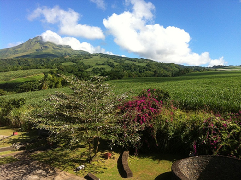 Piccole Antille, i vulcani del Mar dei Caraibi: Tomaso Esposti Ongaro, ricercatore dell’INGV, racconta la vulcanologia della Guadalupa e della Martinica