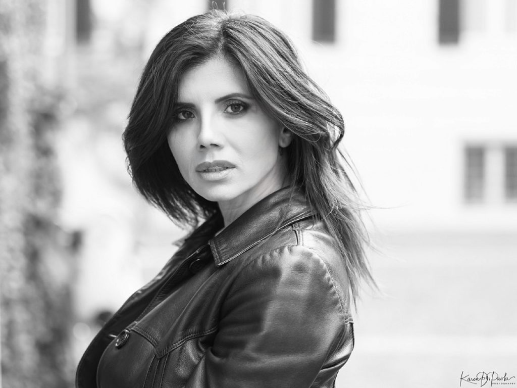 Minori della periferia di Napoli a lezione di teatro con Giovanna Rei