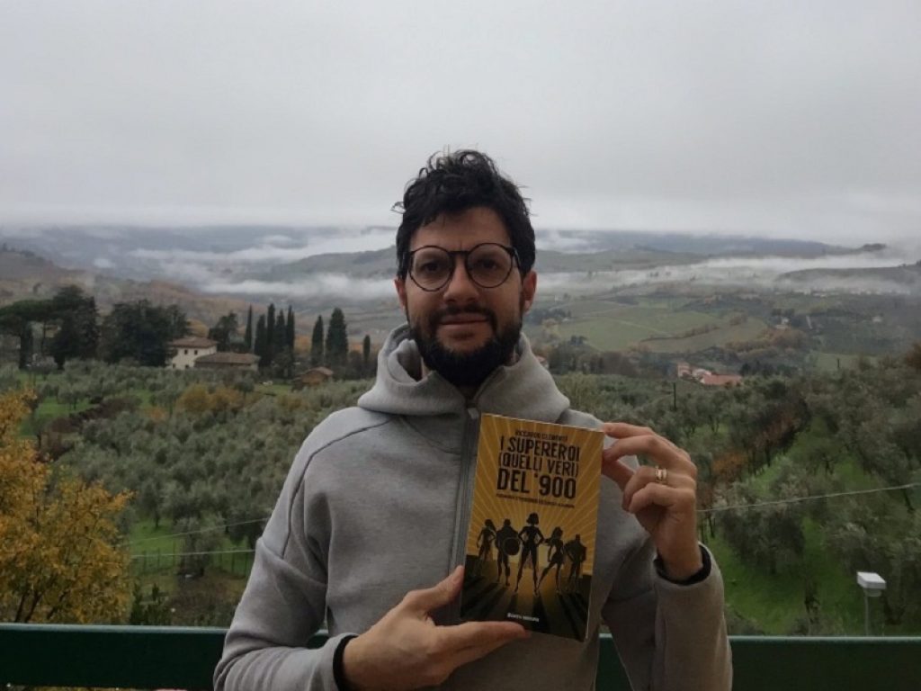 Riccardo Clementi pubblica "I Supereroi (quelli veri) del '900"