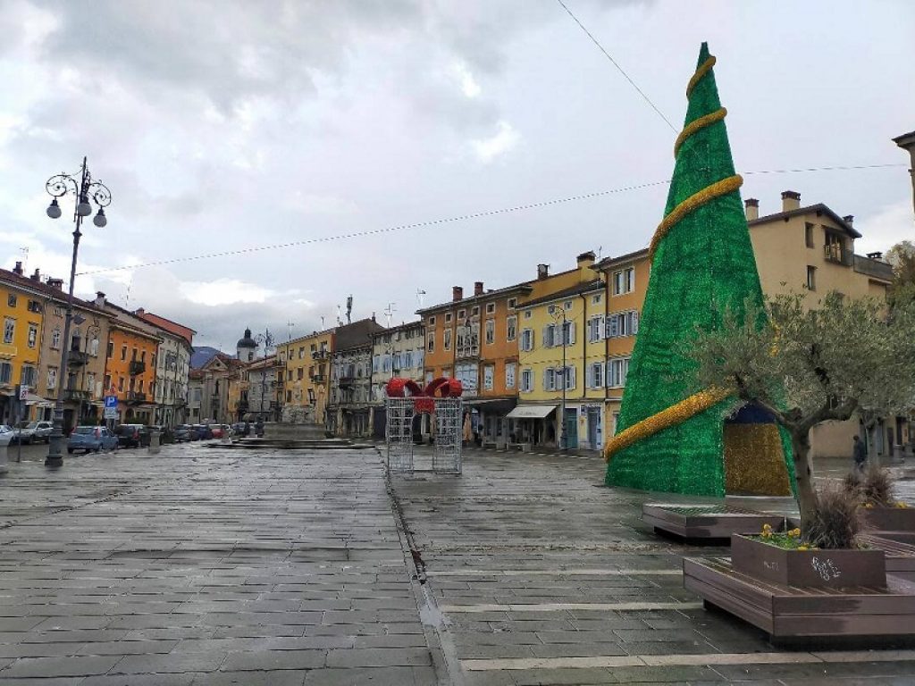 Gorizia e Nova Gorica saranno Capitale europea della Cultura nel 2025. Le due città hanno battuto le altre in lizza: Lubiana, Pirano e Ptuj