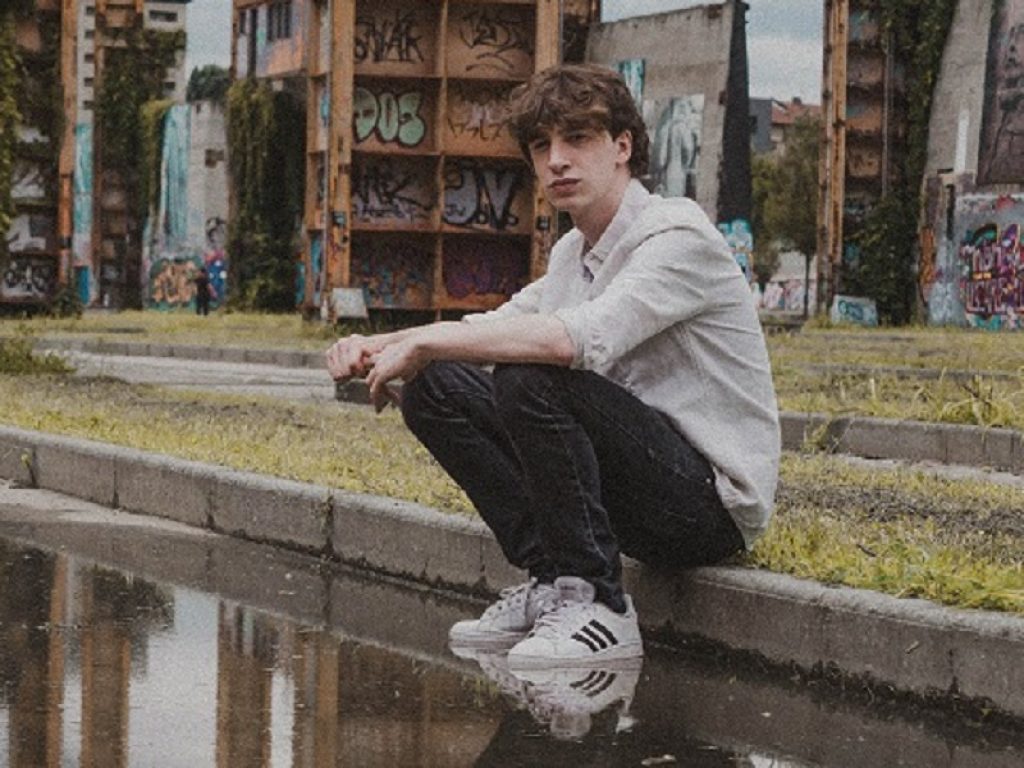 Online il video del nuovo singolo di Neno "Bla bla bla"